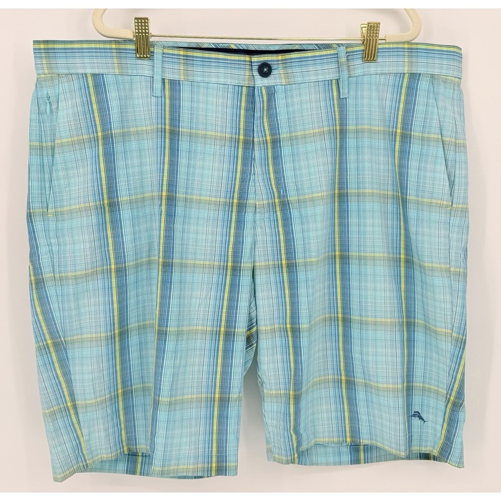 Tommy Bahama Plaid Shorts Men's Size 42/10" Nylon/Spandex Golf Preppy Casual